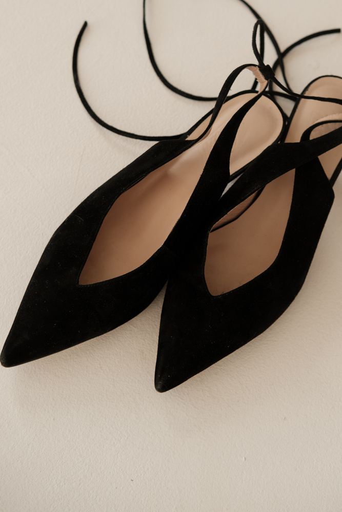 Black Sandals with Long Straps